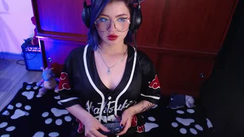 raventh_ online show from February 3, 12:20 am