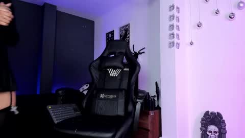 Raven Witch online show from January 10, 6:20 pm