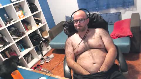 ravingr3d3 online show from September 12, 11:26 pm