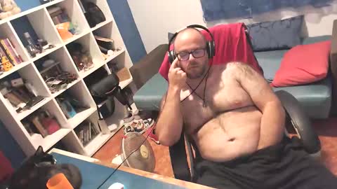 ravingr3d3 online show from September 16, 10:55 pm