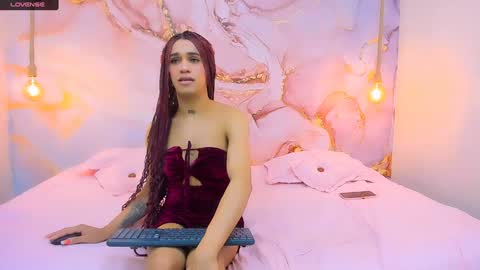 Snapshot of ravingxxmads chatting on January 14, 8:59 pm kata online show from January 14, 8:59 pm