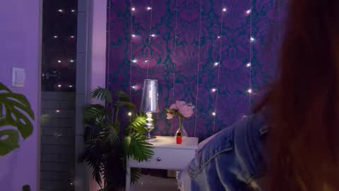 Snapshot of rawdare chatting on October 18, 3:13 pm Lillian online show from October 18, 3:13 pm