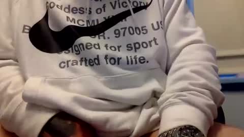 Down under guy online show from November 17, 7:58 am