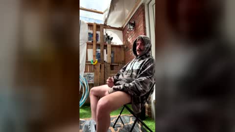 Snapshot of rawslutmaker chatting on March 19, 3:38 pm rawslutmaker online show from March 19, 3:38 pm