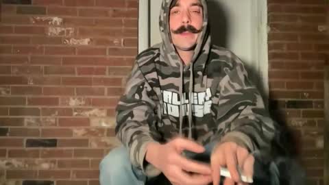 Snapshot of rawslutmaker chatting on March 21, 4:28 am rawslutmaker online show from March 21, 4:28 am