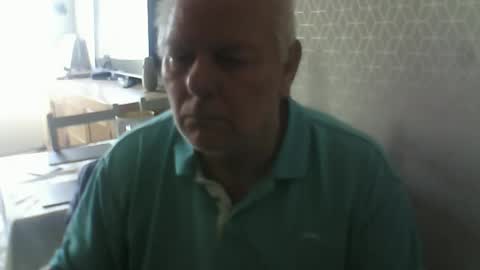 Snapshot of ray47 chatting on September 21, 11:12 am ray47 online show from September 21, 11:12 am