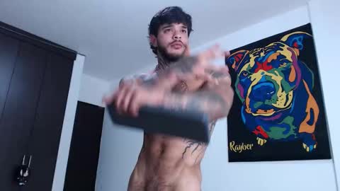 Snapshot of ray_coopers chatting on February 5, 3:22 am Ray Coopers online show from February 5, 3:22 am