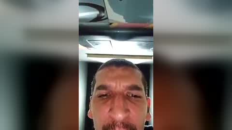 rayannn90 online show from August 1, 10:41 pm