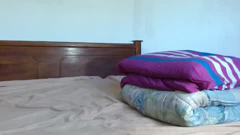 eyan online show from April 3, 3:59 am