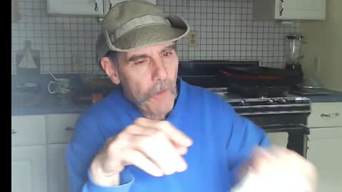 Ray online show from December 2, 8:59 pm