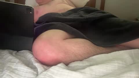 Snapshot of rayokay20 chatting on April 14, 12:33 pm kellen kalen online show from April 14, 12:33 pm