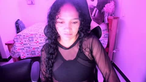 Danna online show from November 2, 8:11 pm