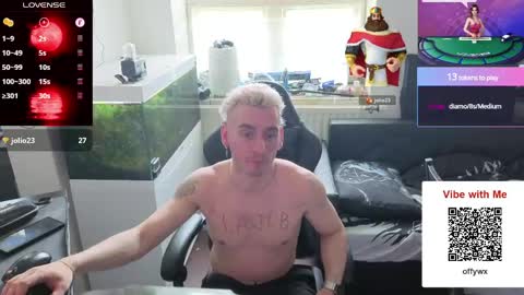Rayzel White online show from May 13, 1:30 pm