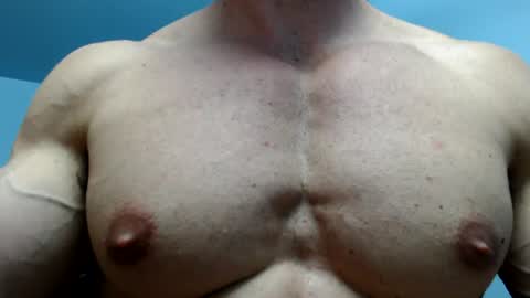 razorramon13 online show from June 16, 8:22 pm