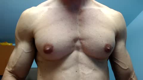 razorramon13 online show from July 9, 7:29 pm