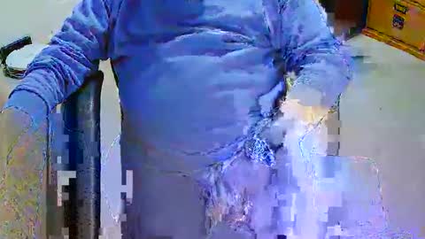 Snapshot of rb69er905364 chatting on February 25, 6:39 pm rb69er905364 online show from February 25, 6:39 pm