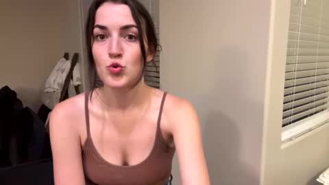 Snapshot of realbeccablair chatting on May 14, 3:13 am realbeccablair online show from May 14, 3:13 am
