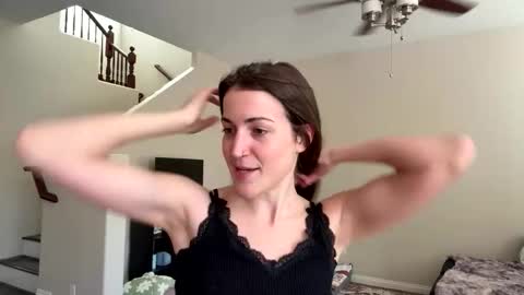 Snapshot of realbeccablair chatting on May 17, 12:19 am realbeccablair online show from May 17, 12:19 am