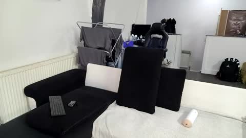 Snapshot of reallyman7 chatting on March 7, 1:09 am Ask me online show from March 7, 1:09 am