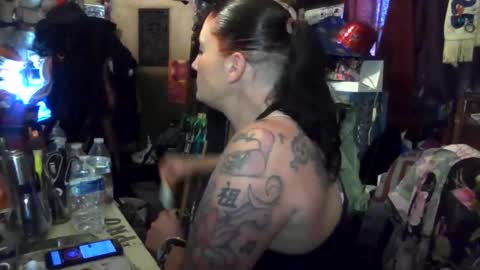 reallyredrum69th online show from November 6, 5:36 pm