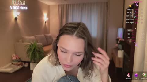 AliceEve online show from December 7, 11:18 am