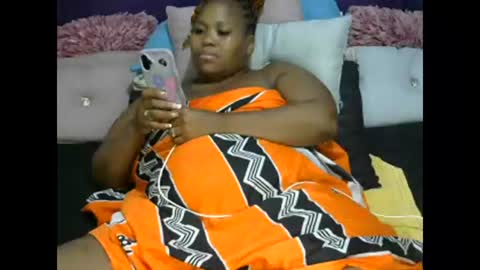 REAL1SWEETHEART online show from February 5, 6:12 pm