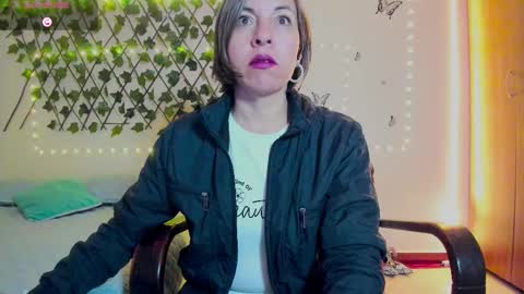 Rebbeca online show from September 24, 10:40 am