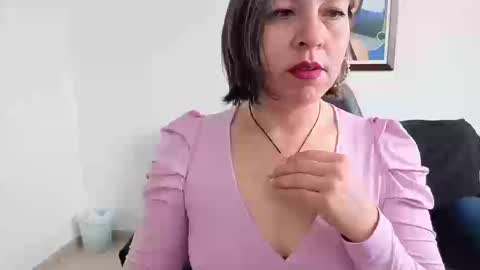 Rebbeca online show from January 16, 1:48 pm