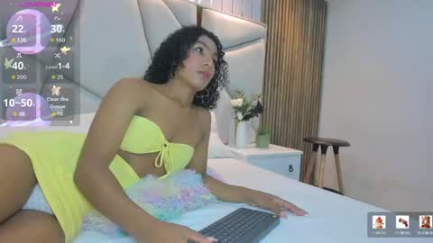 Rebeca online show from May 29, 11:52 am