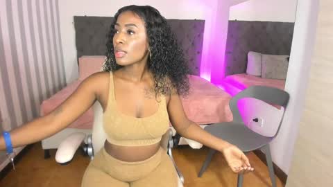 Snapshot of rebeca_cortez1 chatting on March 7, 3:29 am I invite you to my birthday on November 3th online show from March 7, 3:29 am