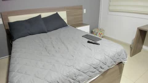 Snapshot of rebeca_cortez1 chatting on September 27, 8:03 pm I invite you to my birthday on November 3th online show from September 27, 8:03 pm