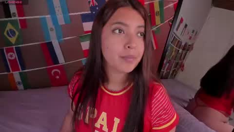 Snapshot of rebeca_williams_ chatting on July 6, 3:03 pm Rebeca Williams online show from July 6, 3:03 pm