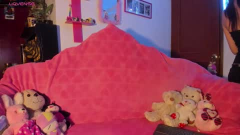 Snapshot of rebecahart chatting on February 28, 6:47 am Rebecca online show from February 28, 6:47 am