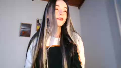 Becca Johnsoon online show from February 1, 5:22 pm