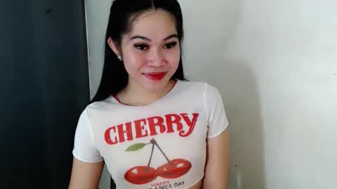 Snapshot of rebecca_slutt chatting on October 15, 6:35 am its me asian rebecca online show from October 15, 6:35 am