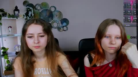 rebecca_smile_ online show from April 8, 6:02 am