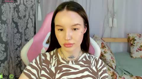Rebecca online show from July 4, 1:01 am