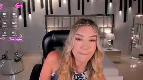 Snapshot of rebeccahudson_ chatting on July 12, 5:48 pm Rebe online show from July 12, 5:48 pm