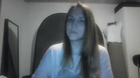 Keely KeKe Kiwi online show from October 25, 4:02 pm