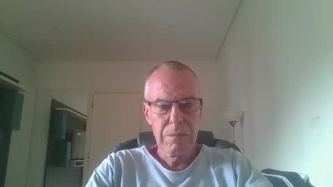 Snapshot of recasc chatting on January 18, 6:34 pm Rene online show from January 18, 6:34 pm