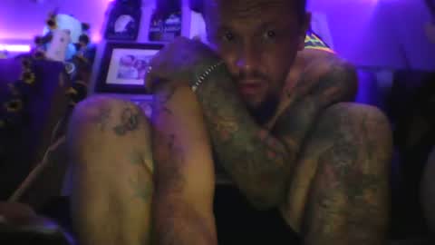 Snapshot of recka810 chatting on June 23, 7:17 am recka810 online show from June 23, 7:17 am