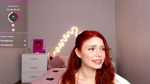 red__candy online show from December 6, 12:49 pm