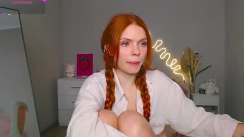 red__candy online show from February 11, 1:51 pm