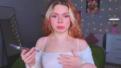 red__candy online show from May 29, 12:58 pm