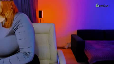 Snapshot of red__dizzy chatting on February 15, 9:55 pm red__dizzy online show from February 15, 9:55 pm