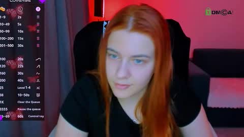 Snapshot of red__dizzy chatting on February 21, 8:43 pm red__dizzy online show from February 21, 8:43 pm