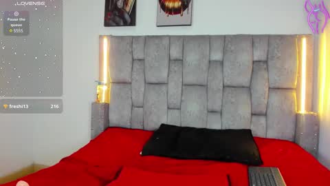 Snapshot of red__lustt chatting on February 19, 4:25 pm Amber online show from February 19, 4:25 pm