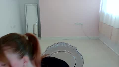 Snapshot of red_firesquirt chatting on June 10, 2:16 pm Red - online show from June 10, 2:16 pm