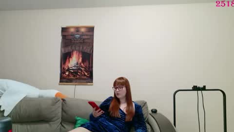 Lisa online show from April 12, 6:46 pm