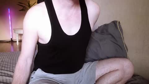 Snapshot of red_guy1 chatting on September 29, 3:22 am Sean Fire online show from September 29, 3:22 am